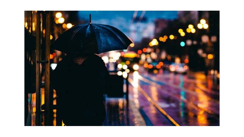 Soporte paraguas para un andador que solucionará muchos problemas